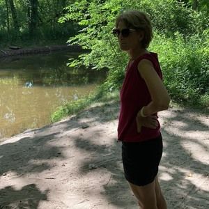 Meet your Posher, Theresa